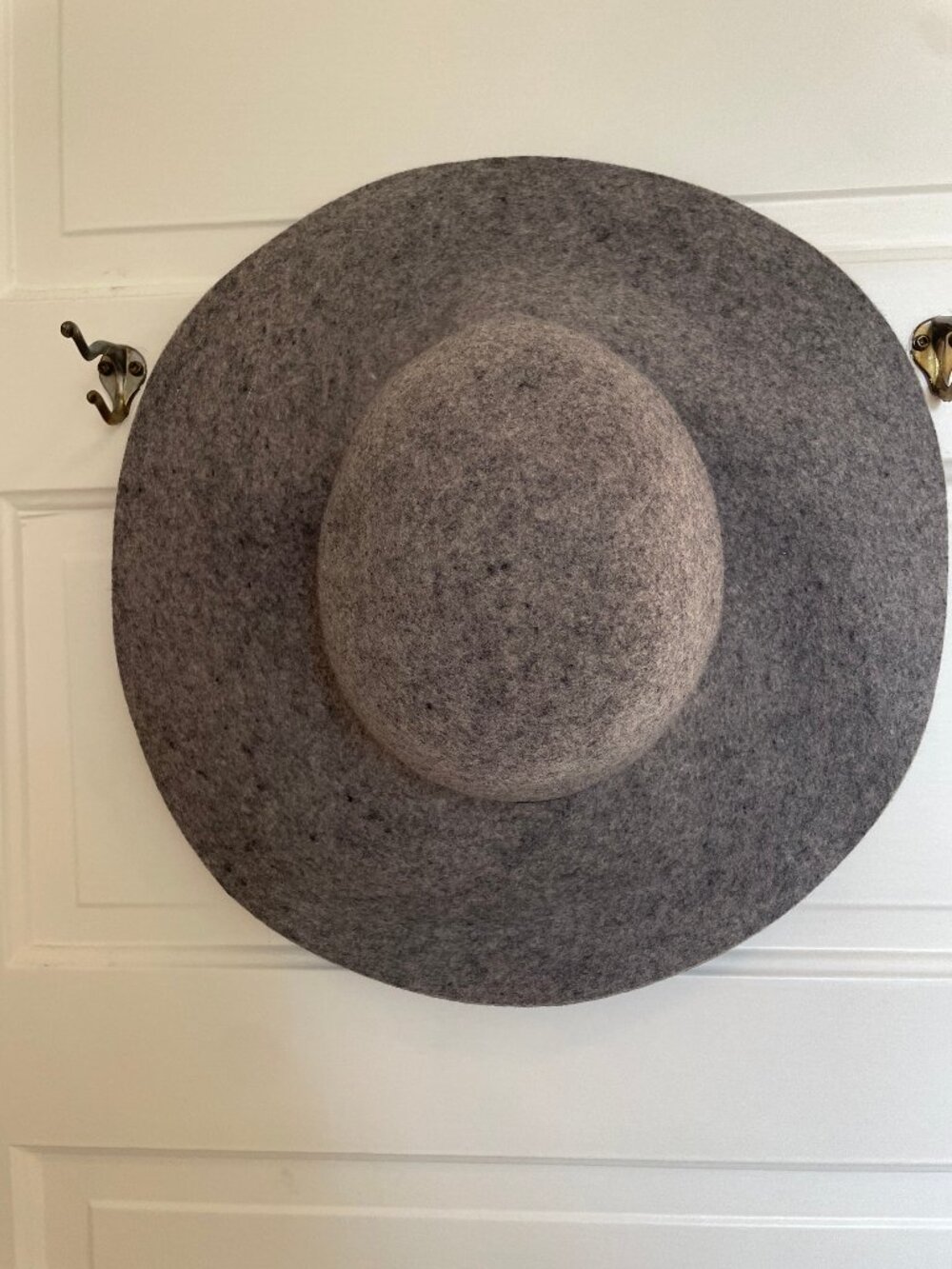 Grey Wool Hat - Picture 2 of 4